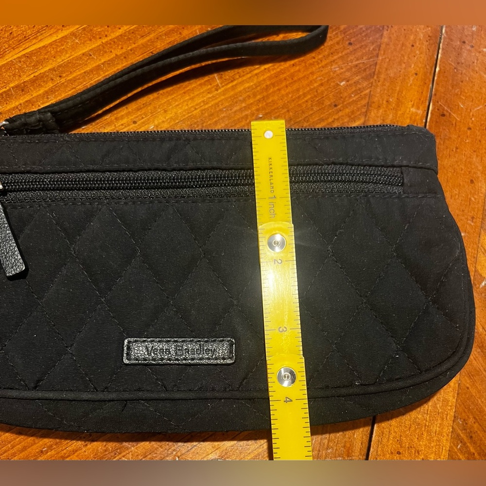 Vera Bradley Black Quilted Wristlet Zipper Wallet Clutch Black Interior Preppy - Picture 9 of 9